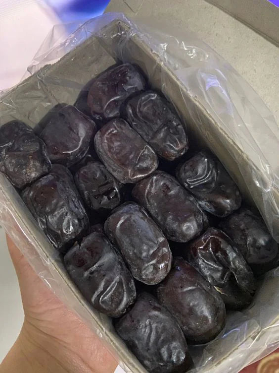 Premium Dates (Khajoor) – Fresh, Naturally Sweet & Energy-Rich Dry Fruits 500gm
