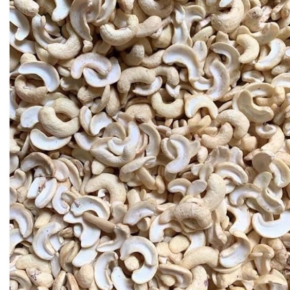 Premium Kaju 2 Piece (Cashew Splits) – Fresh, Crunchy & Budget-Friendly Cashews 1Kg